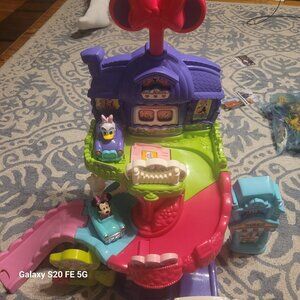 Disney Go Go Minnie Mouse vtech set